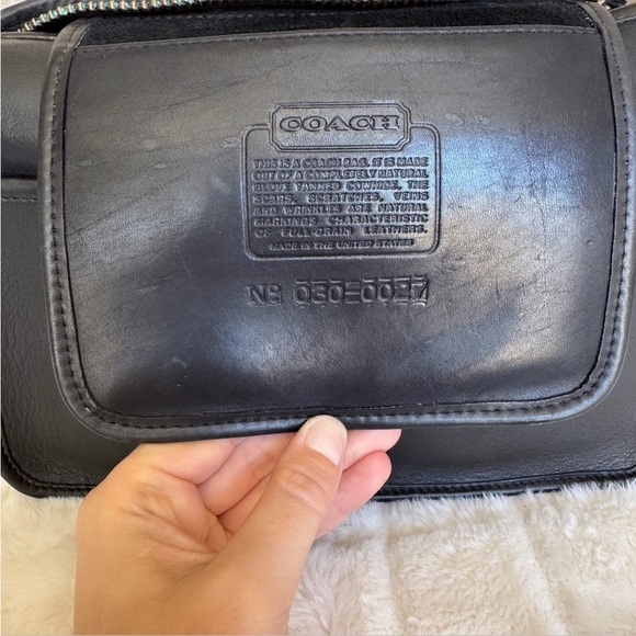 VINTAGE COACH Black Leather Companion Shoulder / Crossbody Bag Made In USA - Picture 14 of 16